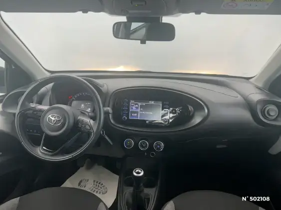 TOYOTA AYGO X - voiture d'occasion - Photo 9