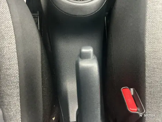 TOYOTA AYGO X - voiture d'occasion - Photo 25