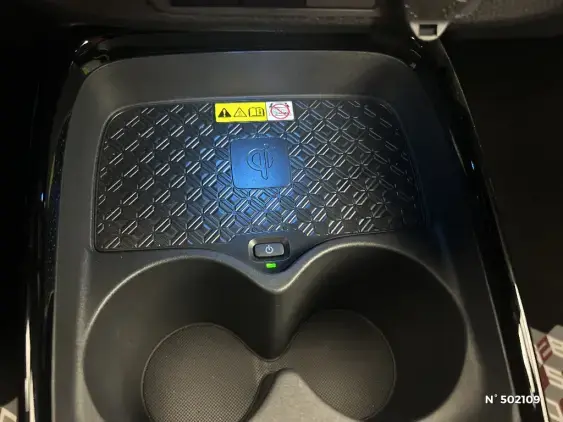 TOYOTA AYGO X - voiture d'occasion - Photo 28