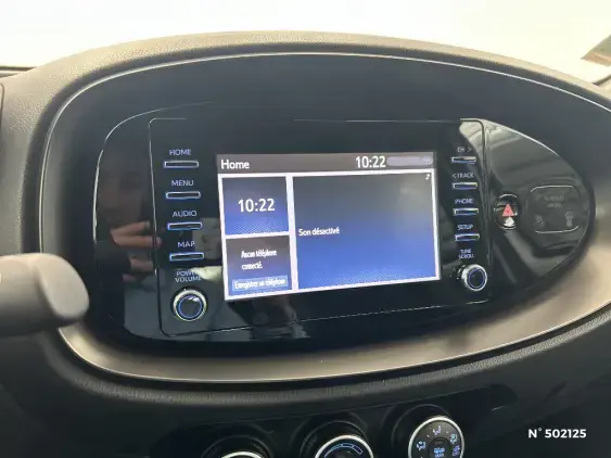 TOYOTA AYGO X - voiture d'occasion - Photo 13