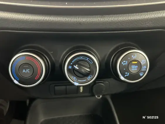 TOYOTA AYGO X - voiture d'occasion - Photo 15