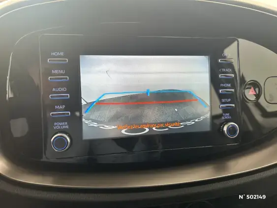 TOYOTA AYGO X - voiture d'occasion - Photo 14