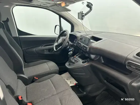 TOYOTA PROACE CITY - voiture d'occasion - Photo 10
