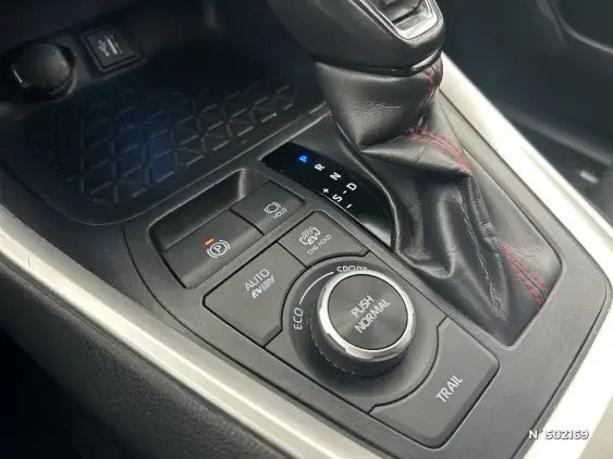TOYOTA RAV4 V - voiture d'occasion - Photo 26