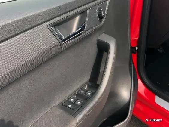 SKODA FABIA III - voiture d'occasion - Photo 18