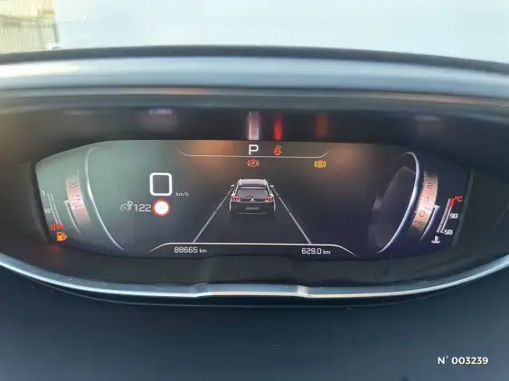 PEUGEOT 5008 II - voiture d'occasion - Photo 17