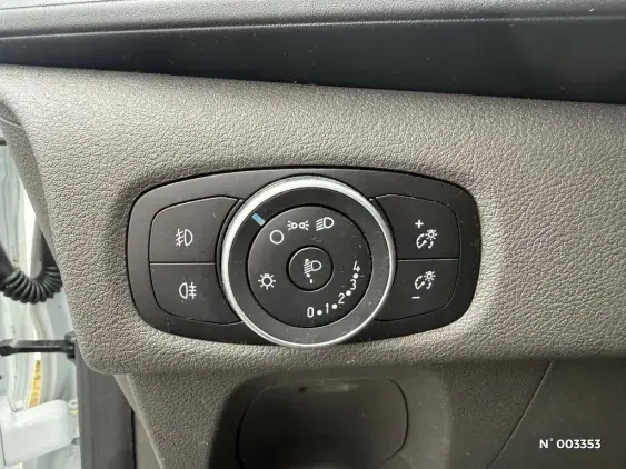 FORD TRANSIT CUSTOM - voiture d'occasion - Photo 17