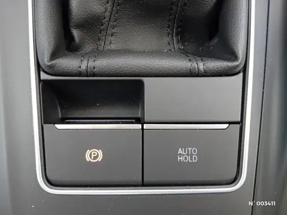 VOLKSWAGEN GOLF V - voiture d'occasion - Photo 25