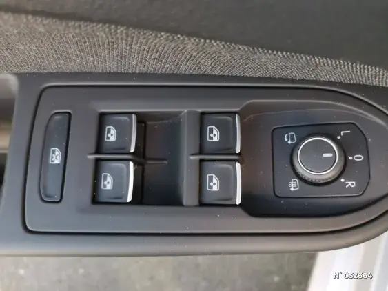 VOLKSWAGEN GOLF V - voiture d'occasion - Photo 12