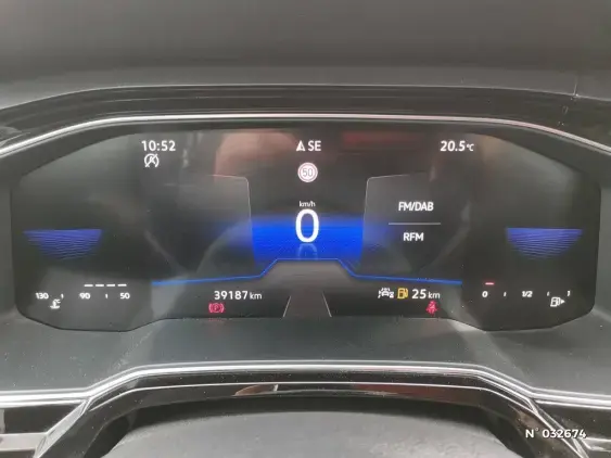 VOLKSWAGEN POLO V - voiture d'occasion - Photo 16