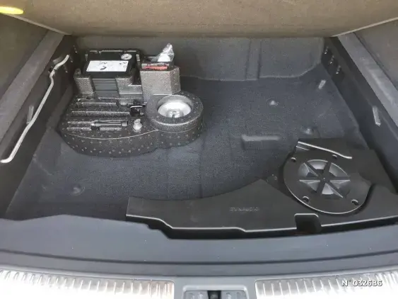 VOLKSWAGEN TOUAREG - voiture d'occasion - Photo 8