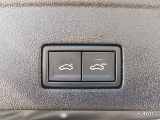 VOLKSWAGEN TOUAREG - voiture d'occasion - Photo 13