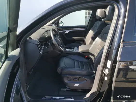 VOLKSWAGEN TOUAREG - voiture d'occasion - Photo 7