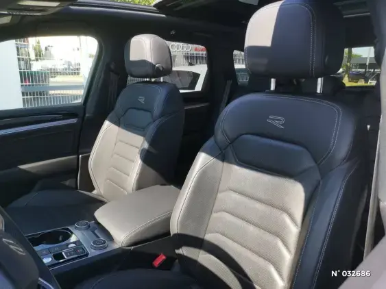 VOLKSWAGEN TOUAREG - voiture d'occasion - Photo 19