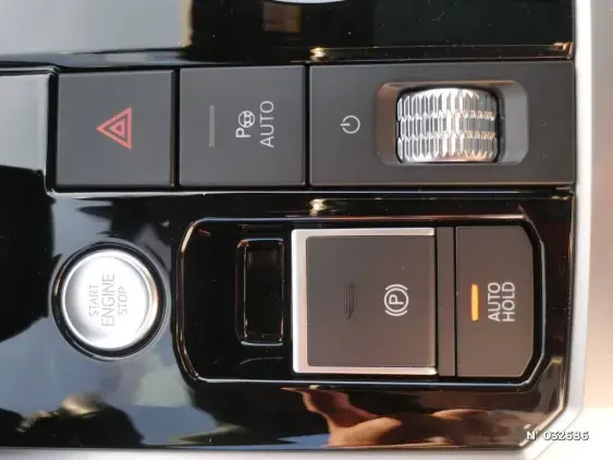 VOLKSWAGEN TOUAREG - voiture d'occasion - Photo 37