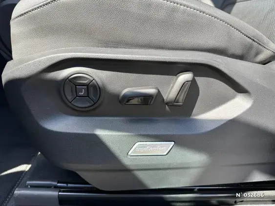 VOLKSWAGEN TOUAREG - voiture d'occasion - Photo 71