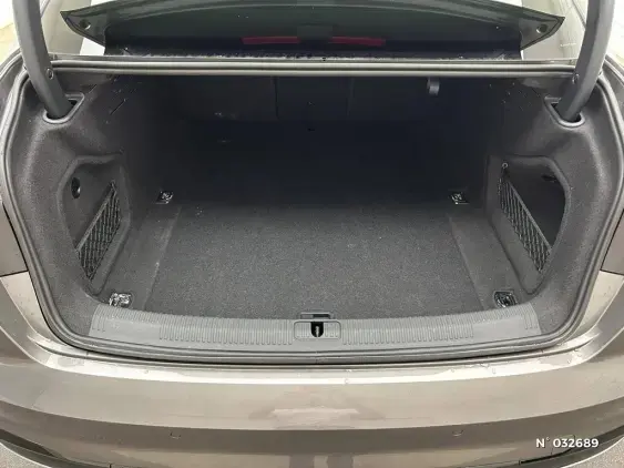 AUDI A4 AVANT V - voiture d'occasion - Photo 8