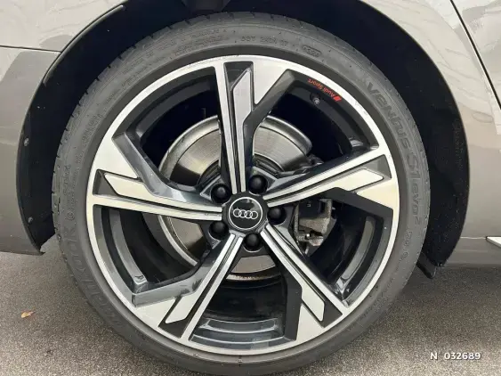 AUDI A4 AVANT V - voiture d'occasion - Photo 13