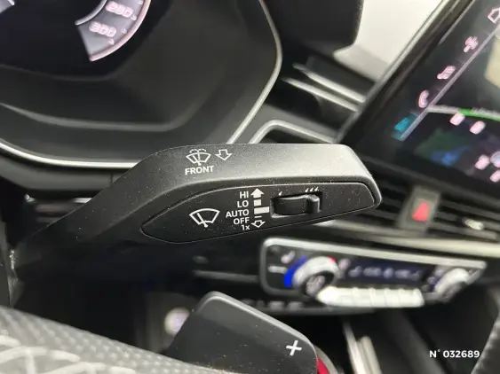 AUDI A4 AVANT V - voiture d'occasion - Photo 17