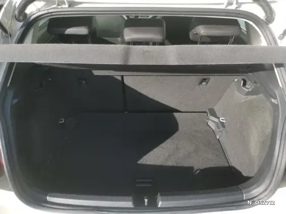 VOLKSWAGEN POLO V - voiture d'occasion - Photo 5