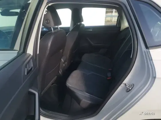 VOLKSWAGEN POLO V - voiture d'occasion - Photo 8