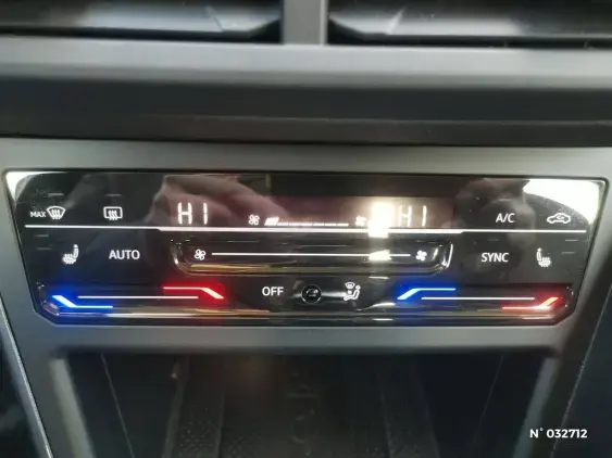 VOLKSWAGEN POLO V - voiture d'occasion - Photo 27