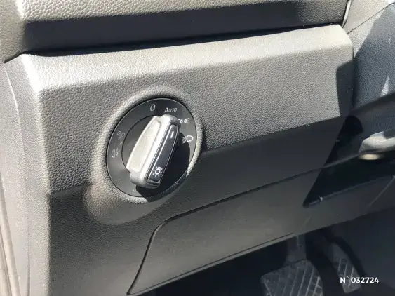 VOLKSWAGEN T-ROC - voiture d'occasion - Photo 2