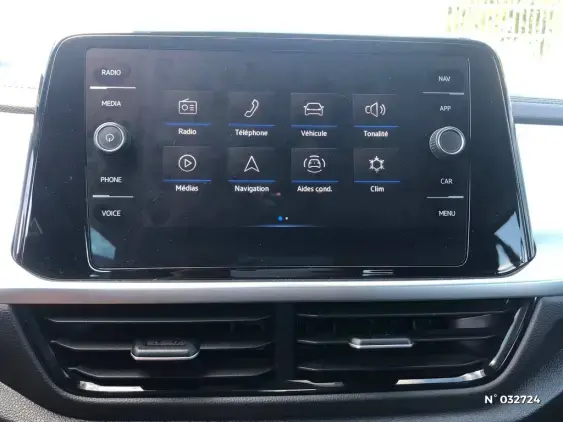 VOLKSWAGEN T-ROC - voiture d'occasion - Photo 12