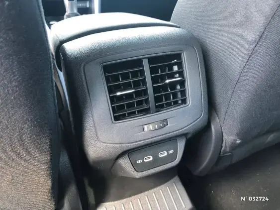 VOLKSWAGEN T-ROC - voiture d'occasion - Photo 18