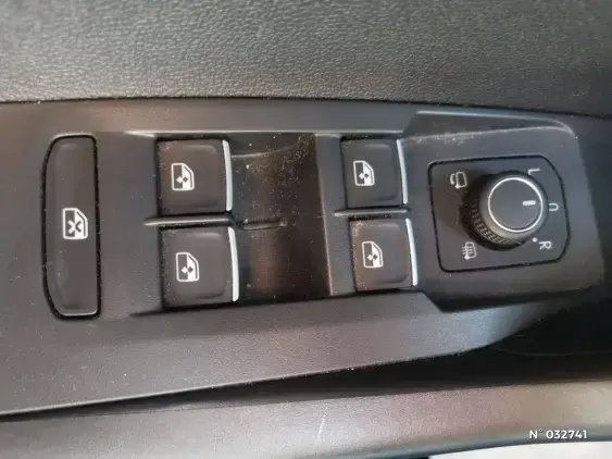 VOLKSWAGEN T-CROSS - voiture d'occasion - Photo 14