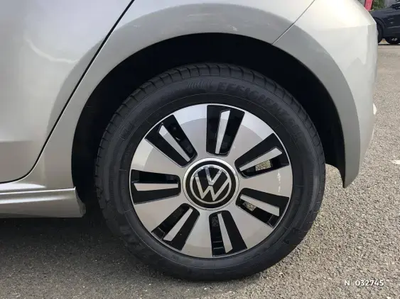 VOLKSWAGEN E-UP! II - voiture d'occasion - Photo 5