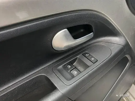 VOLKSWAGEN E-UP! II - voiture d'occasion - Photo 7