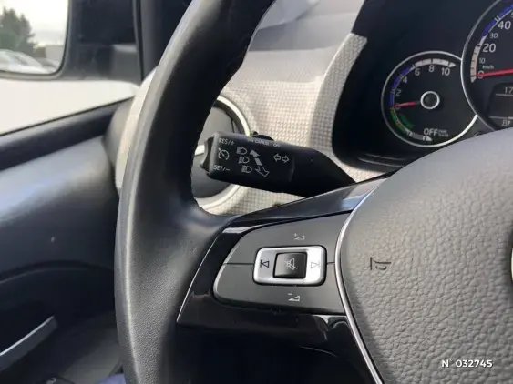 VOLKSWAGEN E-UP! II - voiture d'occasion - Photo 17