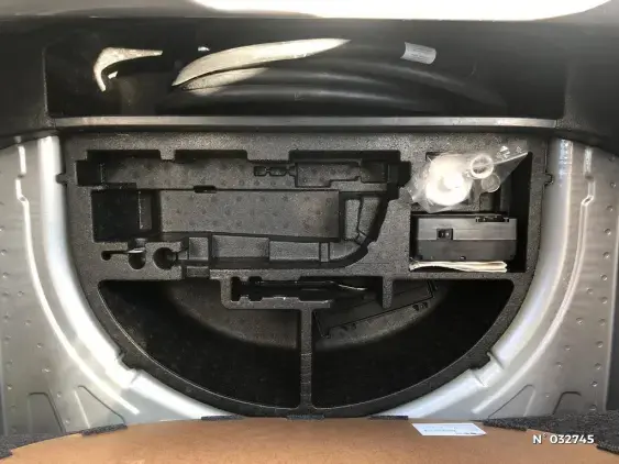 VOLKSWAGEN E-UP! II - voiture d'occasion - Photo 29