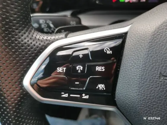 VOLKSWAGEN GOLF V - voiture d'occasion - Photo 20