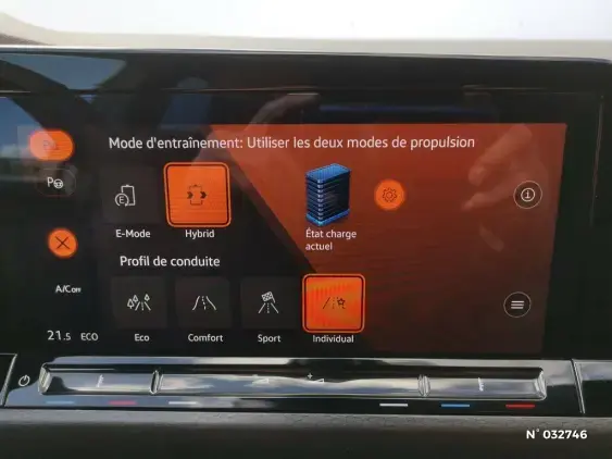 VOLKSWAGEN GOLF V - voiture d'occasion - Photo 24