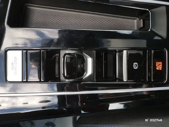 VOLKSWAGEN GOLF V - voiture d'occasion - Photo 29