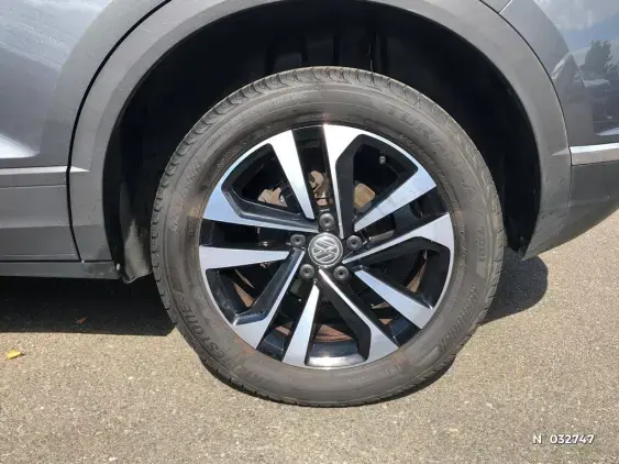 VOLKSWAGEN T-ROC - voiture d'occasion - Photo 28