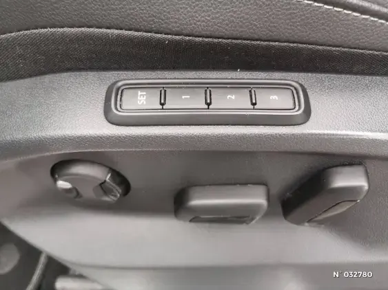 VOLKSWAGEN TIGUAN III - voiture d'occasion - Photo 16