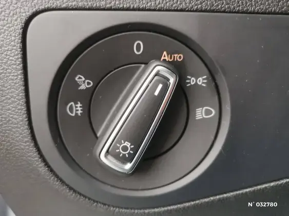 VOLKSWAGEN TIGUAN III - voiture d'occasion - Photo 18