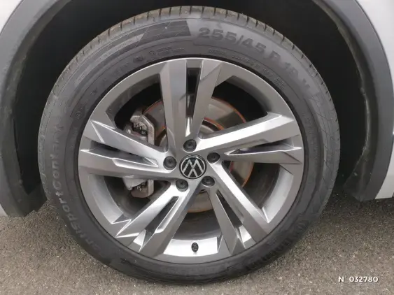 VOLKSWAGEN TIGUAN III - voiture d'occasion - Photo 36