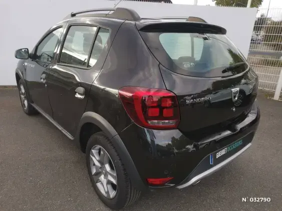 DACIA SANDERO III - voiture d'occasion - Photo 4