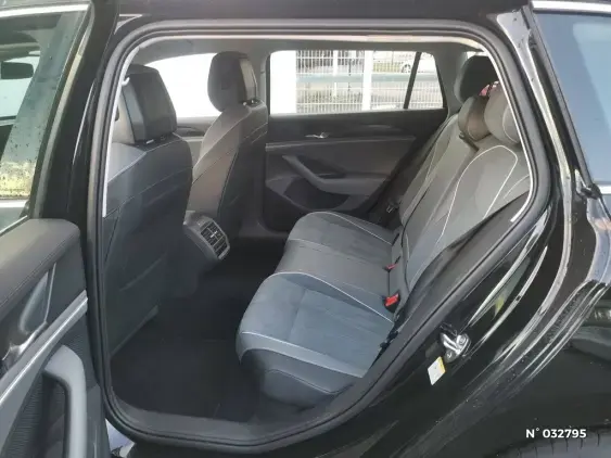 VOLKSWAGEN PASSAT SW IX - voiture d'occasion - Photo 9