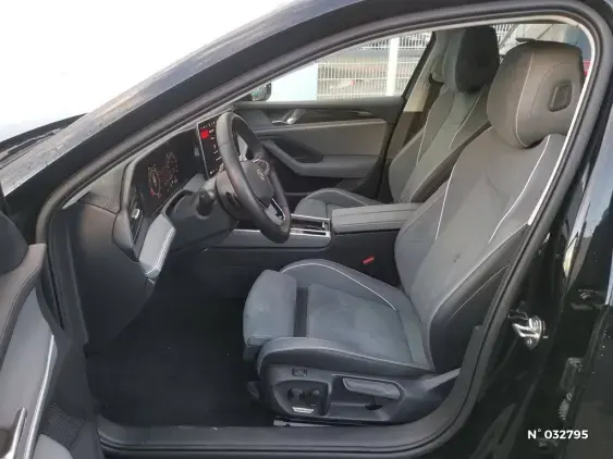 VOLKSWAGEN PASSAT SW IX - voiture d'occasion - Photo 14