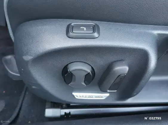 VOLKSWAGEN PASSAT SW IX - voiture d'occasion - Photo 15