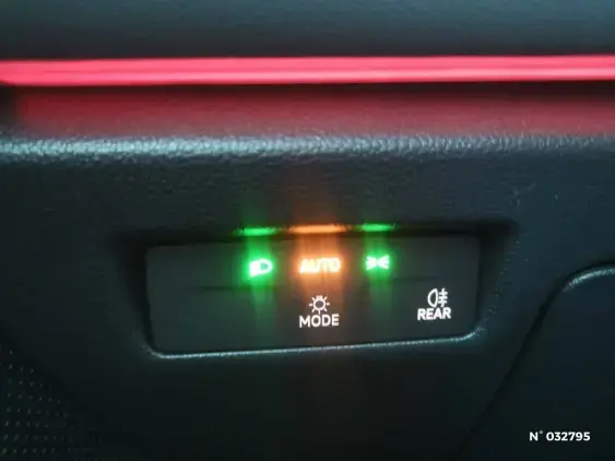 VOLKSWAGEN PASSAT SW IX - voiture d'occasion - Photo 16