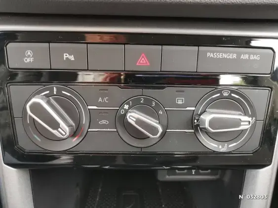 VOLKSWAGEN T-CROSS - voiture d'occasion - Photo 23