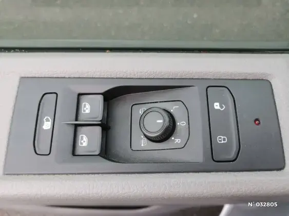 VOLKSWAGEN TRANSPORTER FG VI - voiture d'occasion - Photo 12