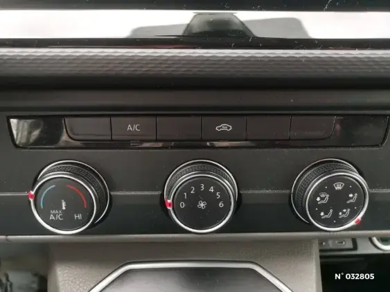 VOLKSWAGEN TRANSPORTER FG VI - voiture d'occasion - Photo 26