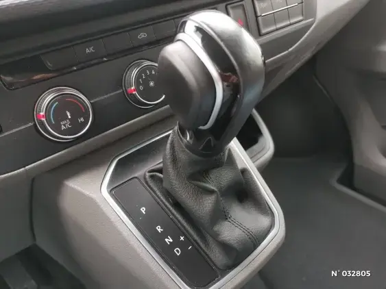 VOLKSWAGEN TRANSPORTER FG VI - voiture d'occasion - Photo 28